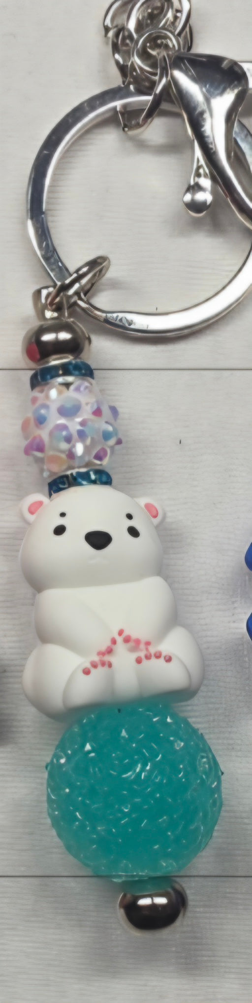 Happy polar bear keychain