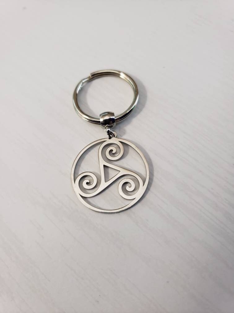 Triskelion keychain