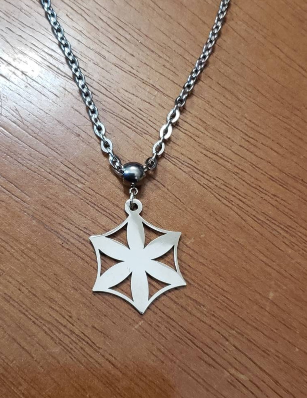 Aphrodite necklace